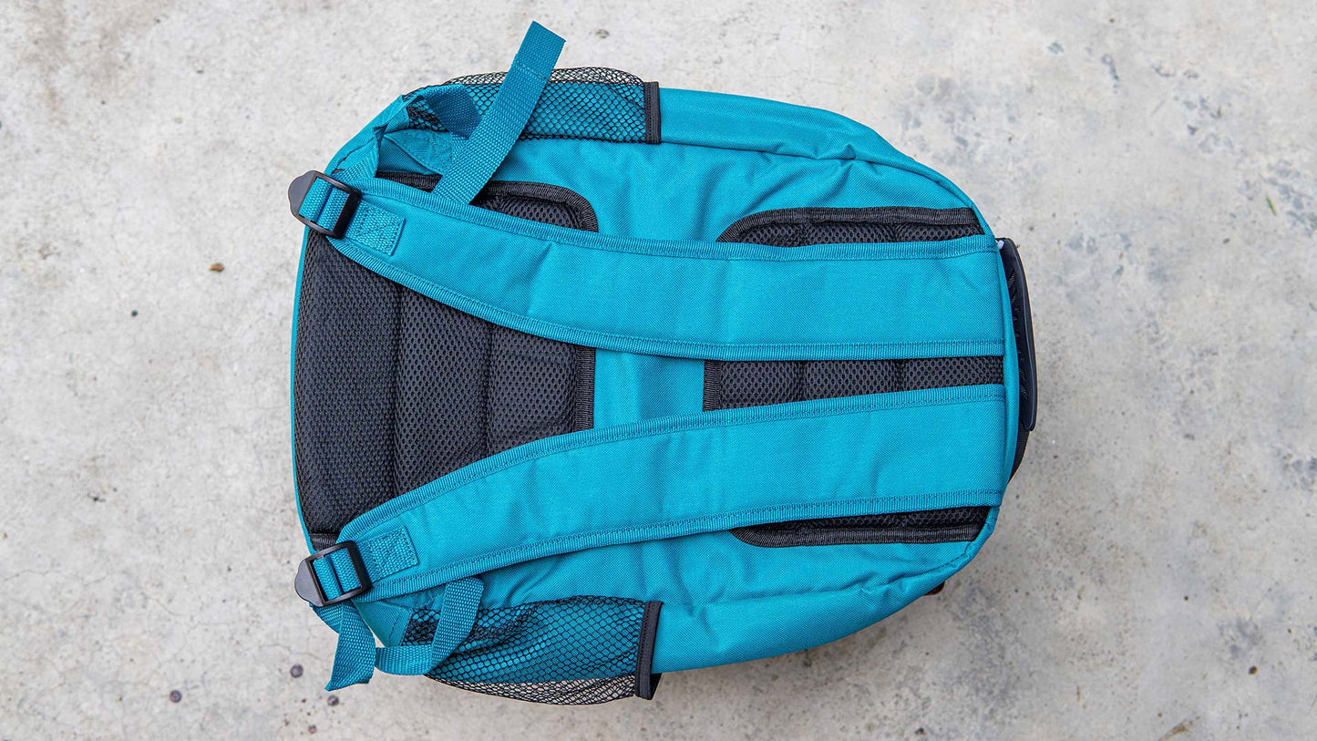 شنطة عدة ظهر فارغة من Total