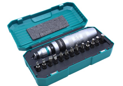 طقم مفك ضرب اتوماتيك مع راسيات من TOTAL