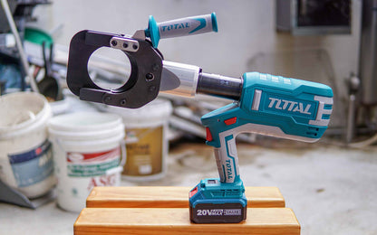 مقص كيبل هيدروليك شحن مع 2 بطارية 4 امبير وشاحن من Total