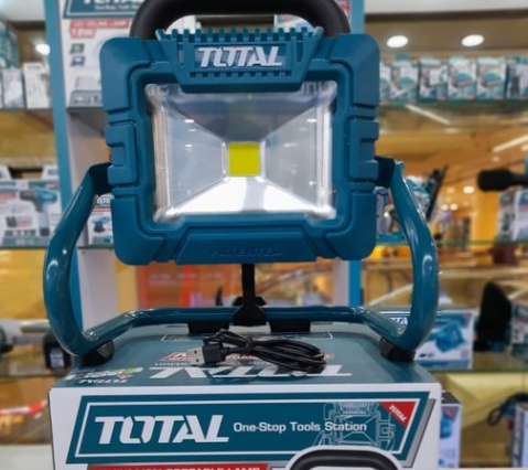 كشاف شحن 20 فولت  من TOTAL