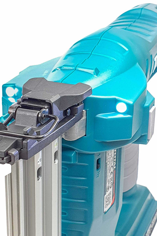 فرد مسامير شحن 20 فولت من Total