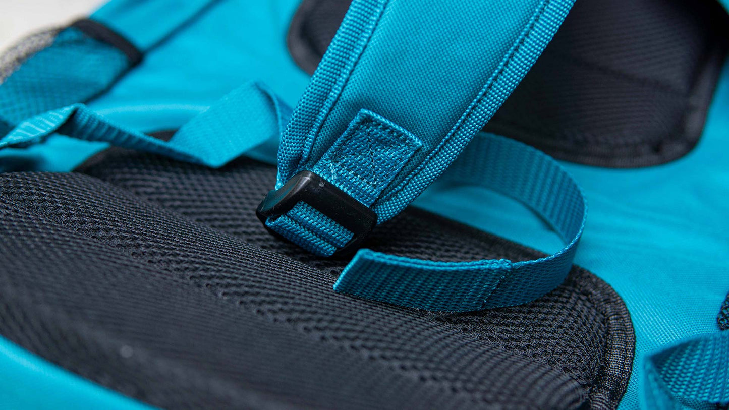 شنطة عدة ظهر فارغة من Total