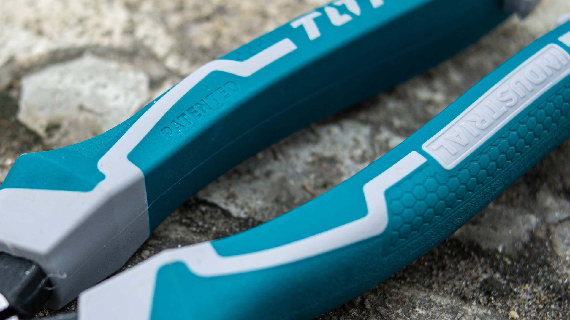 زرادية ثقيلة 9.5" من Total