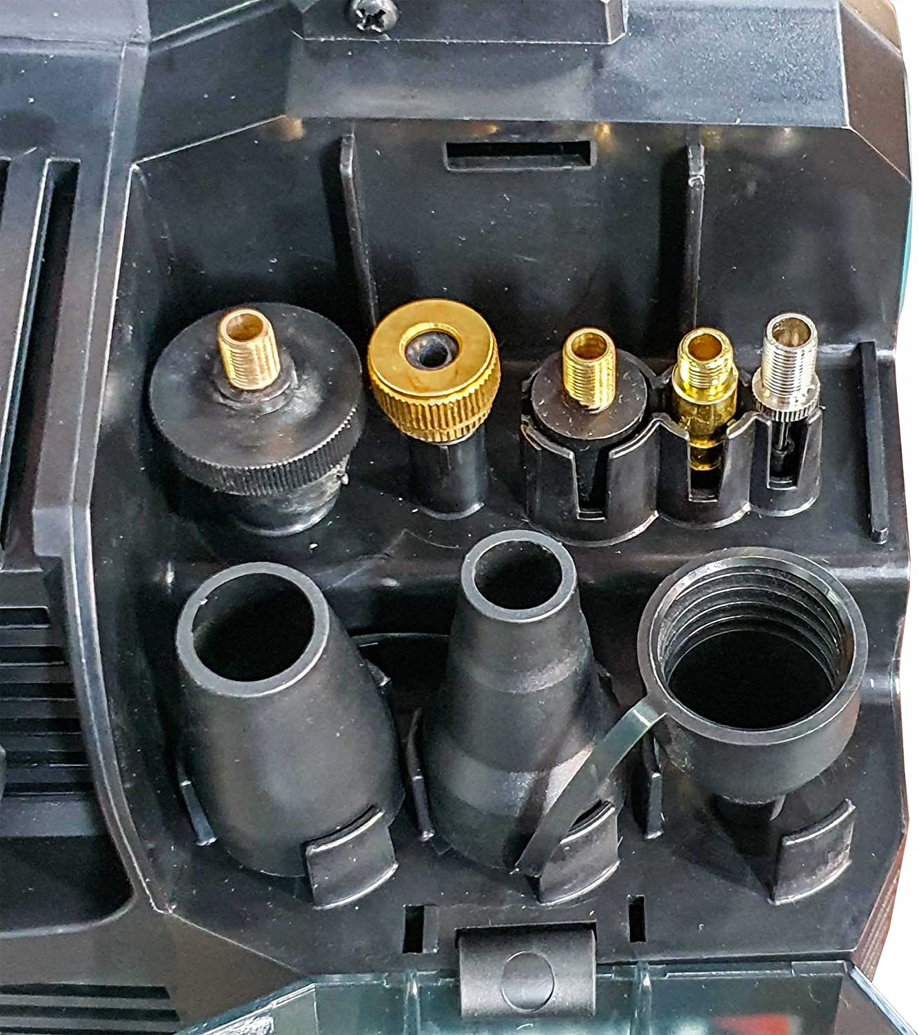 كمبريسر شحن 20 فولت 6 لتر من Total - Smart Hack