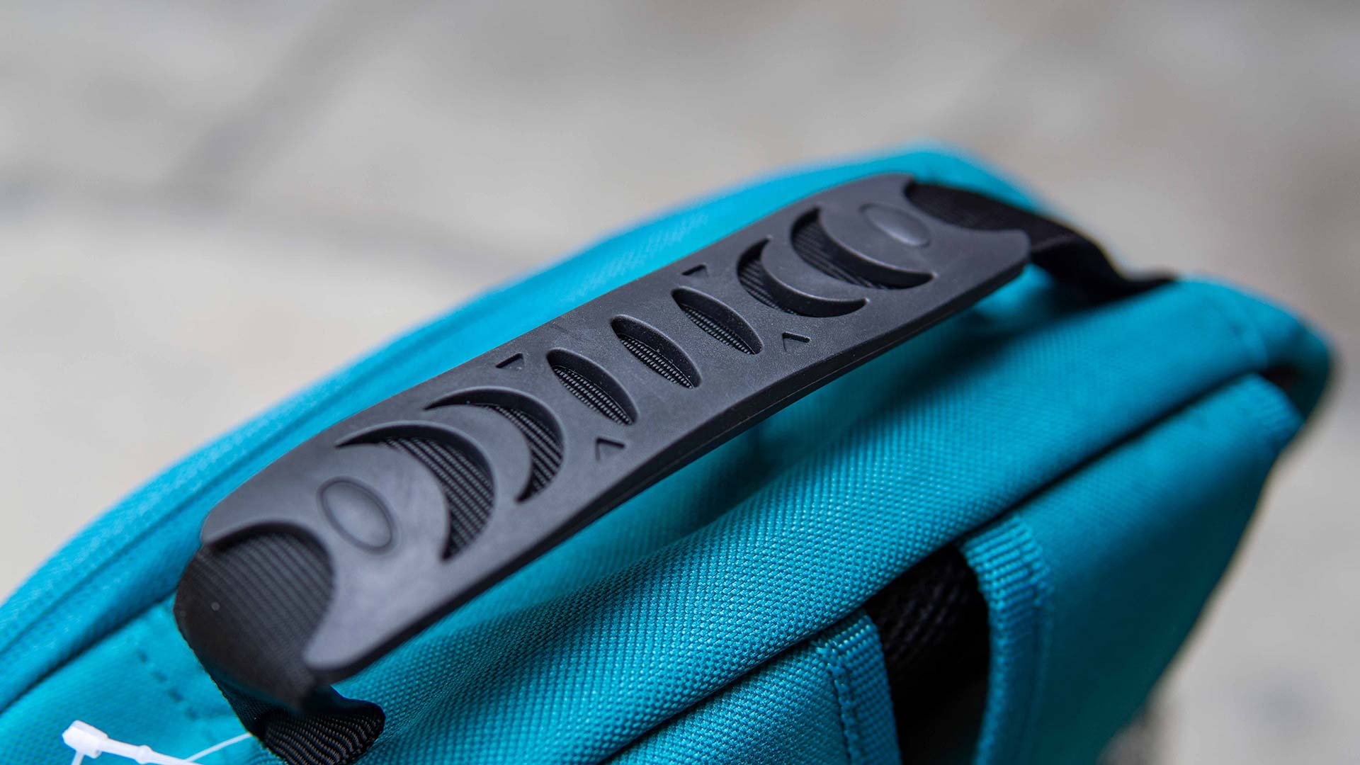 شنطة عدة ظهر فارغة من Total - Smart Hack