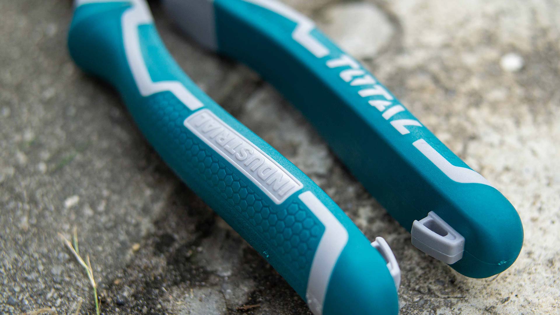 زرادية ثقيلة 9.5" من Total - Smart Hack