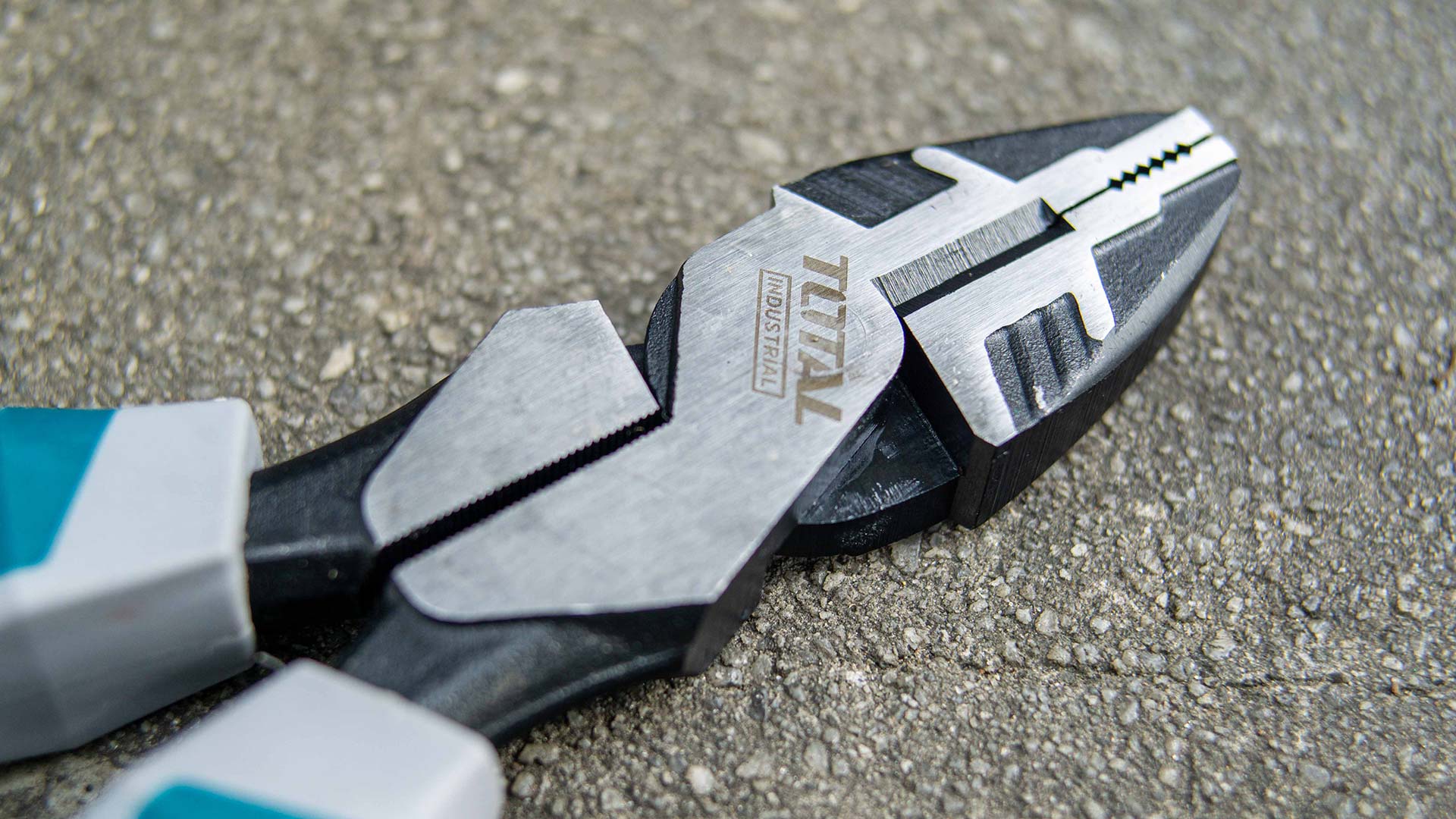 زرادية ثقيلة 9.5" من Total - Smart Hack